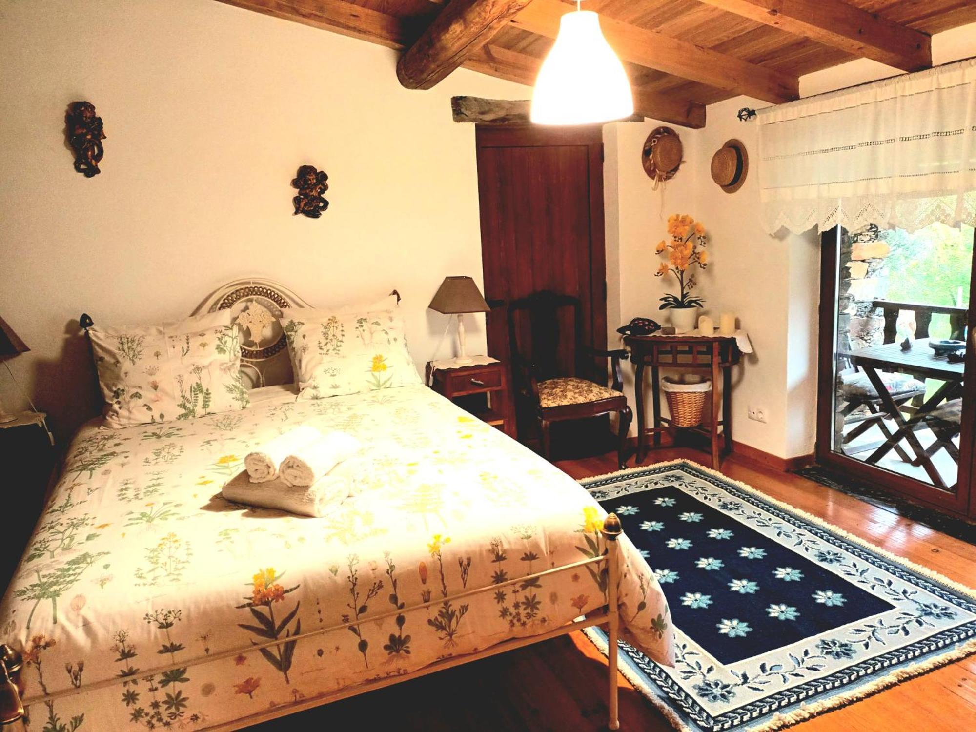Гостевой дом A Casa Da Natalia Cha de Alvares Экстерьер фото