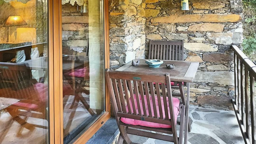 Гостевой дом A Casa Da Natalia Cha de Alvares Экстерьер фото